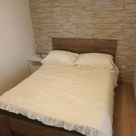 Apartment Maro Шибеник Экстерьер фото